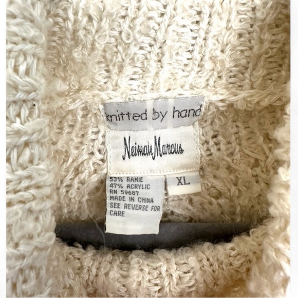 Vintage Jennifer Reed Neiman Marcus Hand Knitted Cream Turtleneck Sweater-XL - Picture 2 of 10